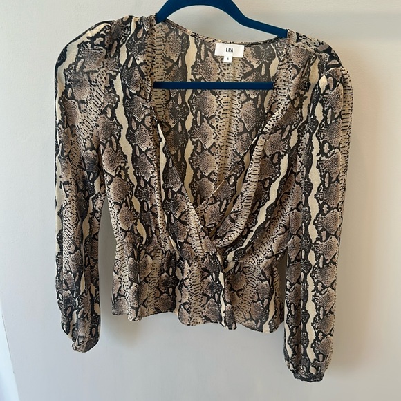 Revolve LPA Pinched Shoulder Python Blouse - Picture 2 of 4